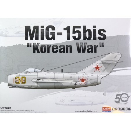 Kit modello Mikoyan MiG-15bis Guerra di Corea (ex Eduard e Platz)