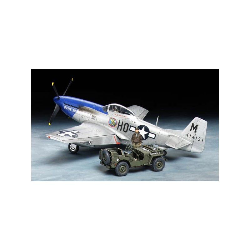 Kit modello P-51D Mustang e 1/4 di tonnellata Light V.
